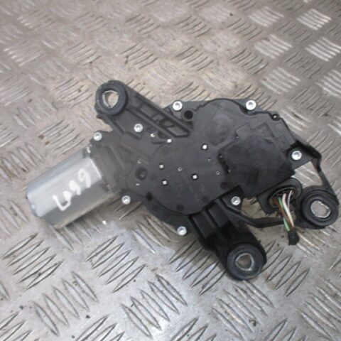 2012 GENUINE VW POLO REAR WINDCSCREEN WIPER MOTOR 5K6955711B