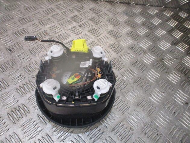 2014 GENUINE AUDI A3 8V FRONT RIGHT DRIVERS SIDE STEERING WHEEL BAG 8V0880201AL - Image 3