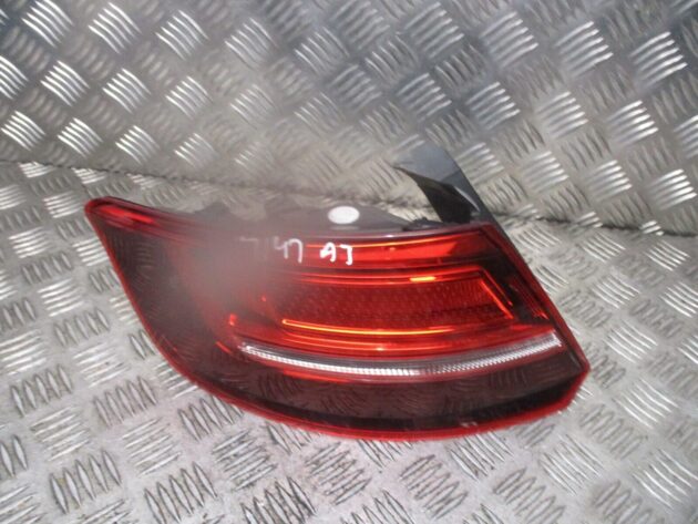 2017 AUDI A3 8V HATCHBACK REAR LEFT PASSENGER SIDE TAILLIGHT LAMP 8V4945069 OEM