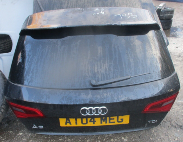 2016 GENUINE AUDI A3 HATCHBACK REAR BARE SHELL TAILGATE BOOTLID