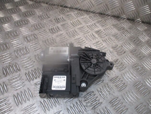 2012 SKODA OCTAVIA FRONT LEFT PASSENGER SIDE DOOR WINDOW MOTOR 1T0959702S OEM - Image 2
