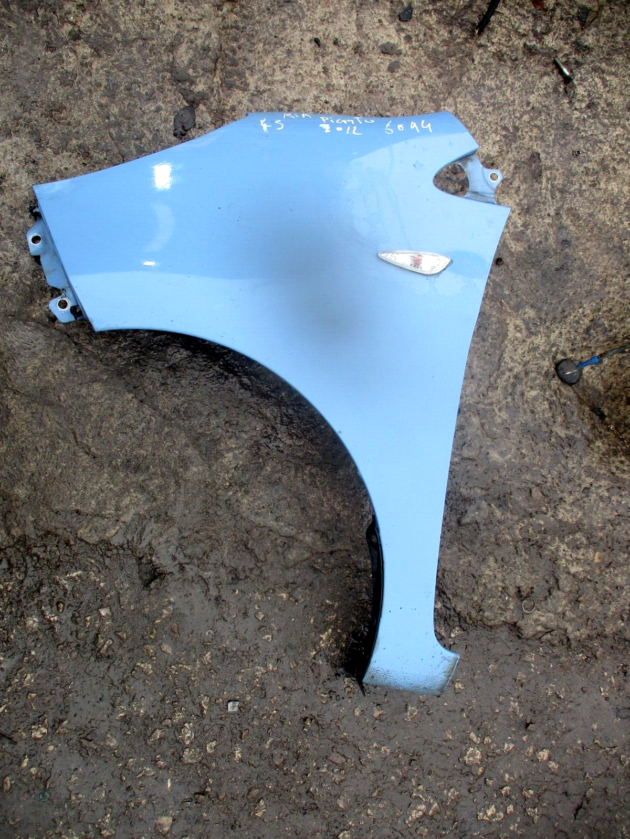2012 GENUINE KIA PICANTO FRONT LEFT PASSENGER SIDE WING FENDER