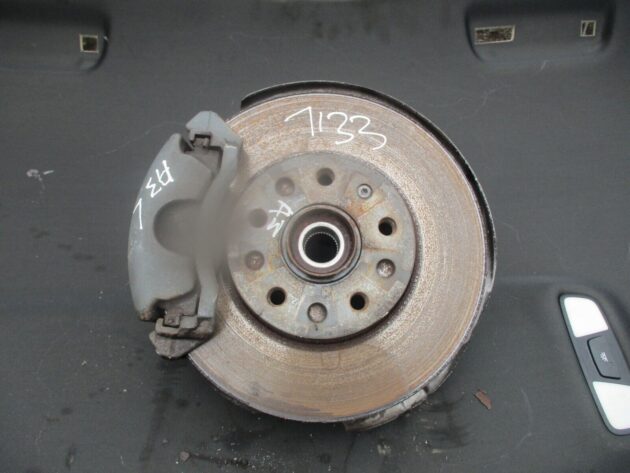 2017 GENUINE AUDI A3 8V 1.6TDI FRONT LEFT PASSENGER SIDE WHEEL HUB NSF - Image 2