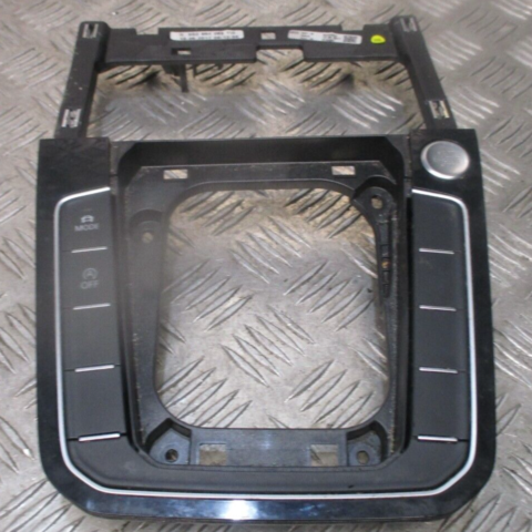 2017 GENUINE VW PASSAT B8 GEAR STICK SURROUND TRIM 3G2864263