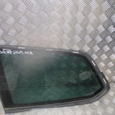 2016 VW PASSAT B8 ESTATE REAR PASSENGER QUARTER GLASS 3G9845297BT
