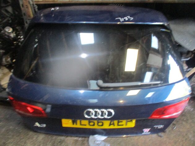 2017 GENUINE AUDI A3 8V HATCHBACK REAR BARE SHELL TAILGATE BOOTLID - Image 3