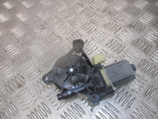 2017 GENUINE VW GOLF MK7 FRONT RIGHT DRIVER SIDE WINDOW MOTOR 5Q0959801B - Image 2
