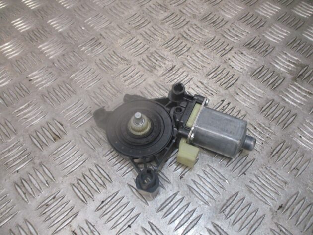 2017 GENUINE VW GOLF MK7 FRONT RIGHT DRIVER SIDE WINDOW MOTOR 5Q0959801B - Image 3