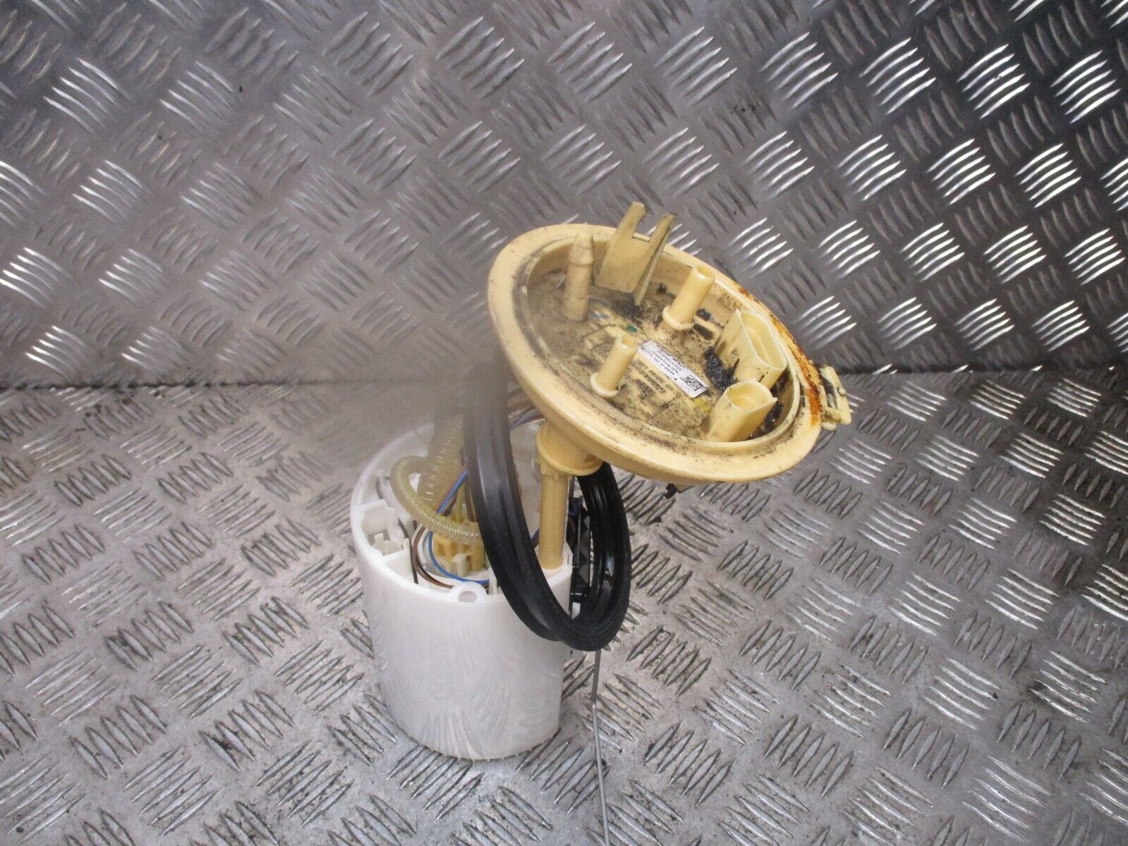 2015 GENUINE AUDI A3 8V IN TANK FUEL PUMP SENDER UNIT 5Q0919050P - Image 3