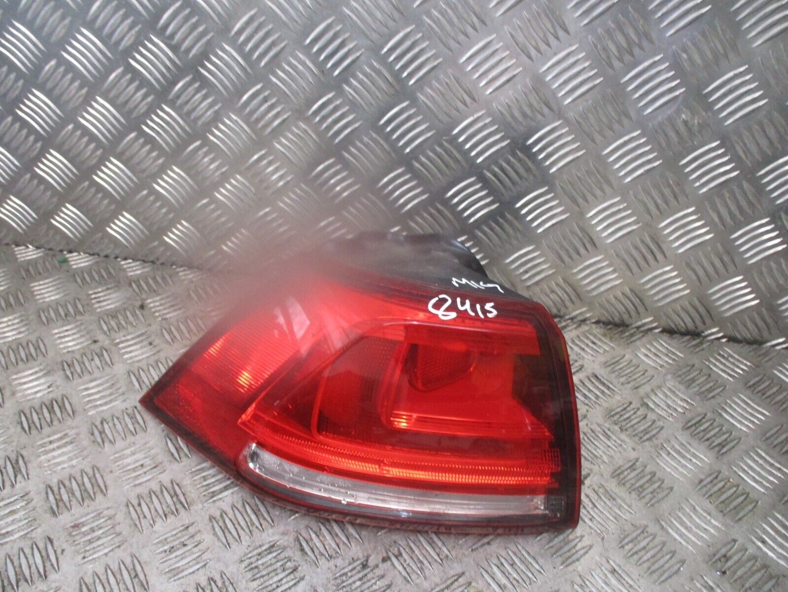 2015 GENUINE VW GOLF MK7 REAR LEFT PASSENGER SIDE BODYLIGHT LAMP 5G0945095M