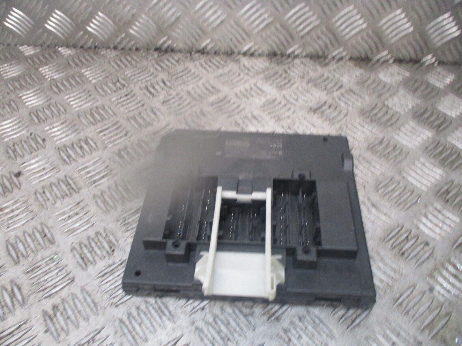 2015 GENUINE VW GOLF MK7 BCM BODY CONTROL MODULE UNIT 5Q0937084AQ - Image 2