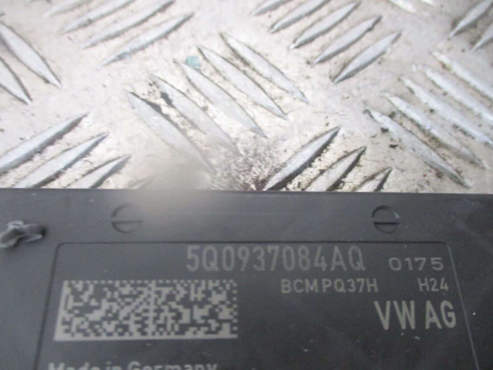 2015 GENUINE VW GOLF MK7 BCM BODY CONTROL MODULE UNIT 5Q0937084AQ - Image 3