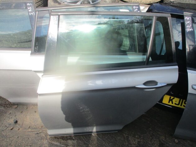 2016 GENUINE VW PASSAT B8 ESTATE REAR LEFT PASSENGER SIDE BARE SHELL DOOR NSR - Image 3