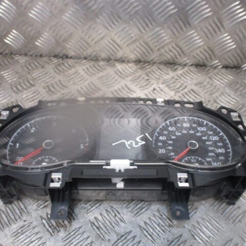 2018 GENUINE GOLF MK7.5 SPEEDOMETER INSTRUMENT CLUSTER CLOCK 5G1920941B