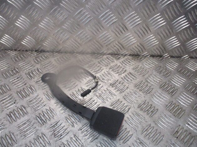 2016 GENUINE VW PASSAT B8 FRONT LEFT PASSENGER SIDE SEAT BELT BUCKLE 3G0857755F - Image 3