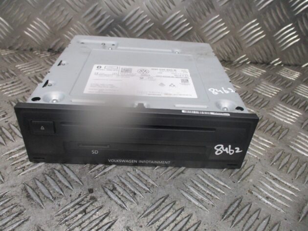 2016 GENUINE VW PASSAT B8 RADIO STEREO SAT NAV HEAD UNIT 3Q0035820B