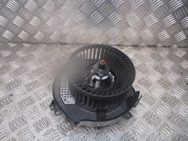 2016 GENUINE VW PASSAT B8 HEATER BLOWER MOTOR FAN 3Q0907521A