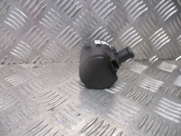 2013-2018 VW GOLF MK7 AUDI A3 8V 1.6 TDI AUXILIARY WATER PUMP 5G0965567 - Image 2
