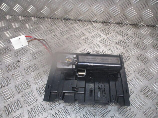 2016 GENUINE VW PASSAT B8 STORAGE COMPARTMENT CENTRE CONSOLE 3G2863284 - Image 3