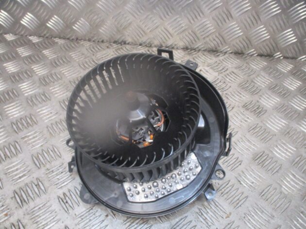 2018 GENUINE GOLF MK7.5 HEATER BLOWER FAN MOTOR 5Q0907521C - Image 2