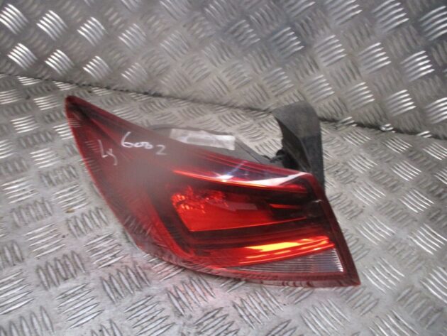 2014 GENUINE SEAT LEON 5FREAR LEFT PASSENGER SIDE BODY TAILLIGHT LAMP 5F0945207C - Image 2