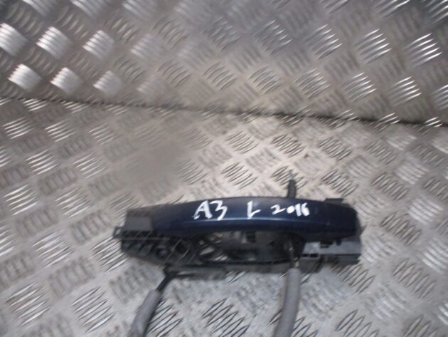 2016 GENUINE AUDI A3 FRONT LEFT PASSENGER SIDE EXTERIOR DOOR HANDLE 8V0839885 - Image 2