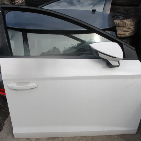 2013 GENUINE SEAT LEON FR HATCHBACK FRONT RIGHT DRIVER SIDE BARE SHELL DOOR