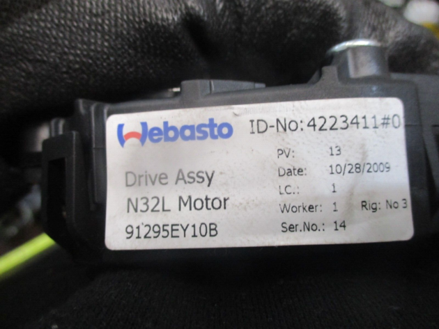 2011 NISSAN QASHQAI +2 PANORAMIC SUNROOF GLASS ROOF BLIND MOTOR 91295EY10B OEM - Image 2