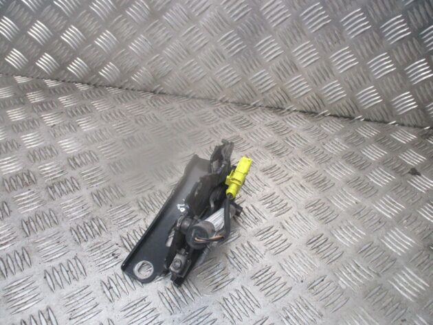 2014 GENUINE AUDI A3 8V FRONT LEFT PASSENGER SIDE BONNET HINGE 8V0823301F - Image 2