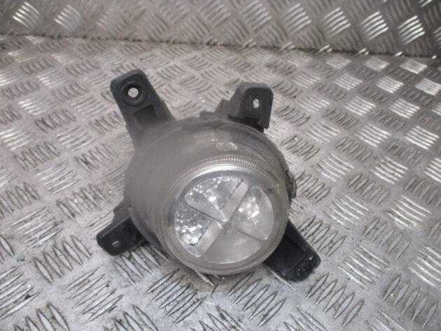 2017 GENUINE HYUNDAI 110 FRONT LEFT PASSENGER SIDE FOG LIGHT LAMP - Image 2
