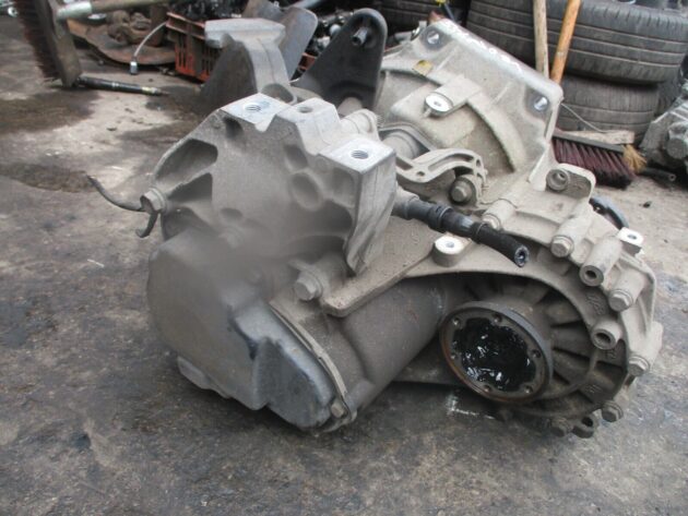 2014 GENUINE SEAT LEON 1.6TDI 5SPEED MANUAL GEAR BOX - Image 5
