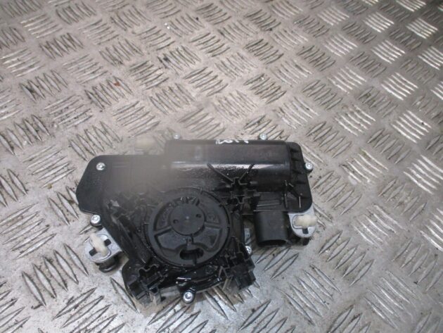 2019  GENUINE AUDI Q2 REAR BOOT TAILGATE SOFT CLOSE MOTOR 5TA827887C - Image 2