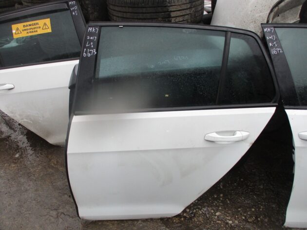 2017 GENUINE VW GOLF MK7 REAR LEFT PASSENGER SIDE BARE SHELL DOOR NSR - Image 2