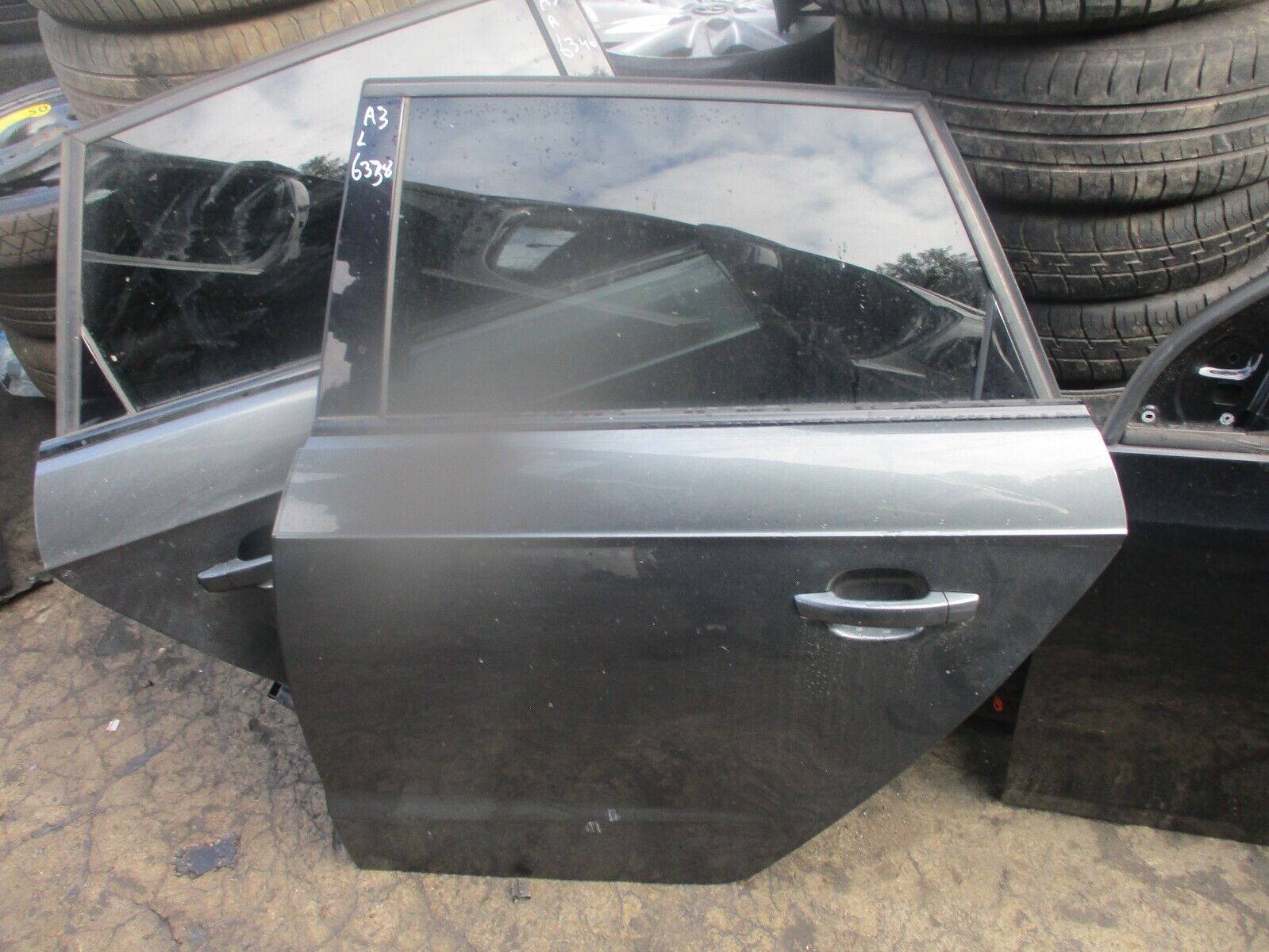 2015 GENUINE AUDI A3 REAR LEFT PASSENGER SIDE BARE SHELL DOOR NSR - Image 2