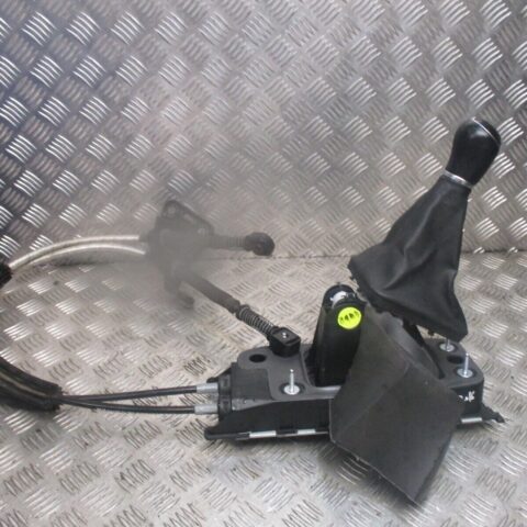 2015 GENUINE VW GOLF MK7 6 SPEED GEAR SELECTOR LINKAGE 5Q0711049AQ