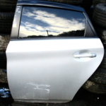 2014 GENUINE TOYOTA PRIUS REAR LEFT PASSENGER SIDE BARE SHELL DOOR