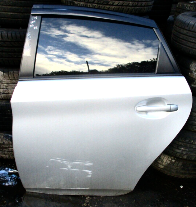2014 GENUINE TOYOTA PRIUS REAR LEFT PASSENGER SIDE BARE SHELL DOOR