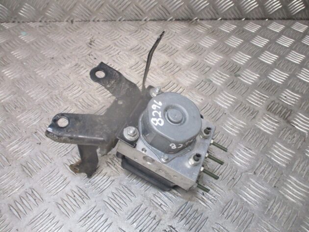 2016 GENUINE TOYOTA AYGO ABS PUMP CONTROL UNIT MODULE 44540-0H070 - Image 2