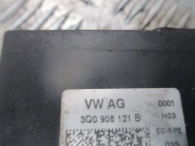 2018 GENUINE VW TIGUAN AUX IN TANK FUEL PUMP MODULE UNIT 3Q0906121B - Image 3