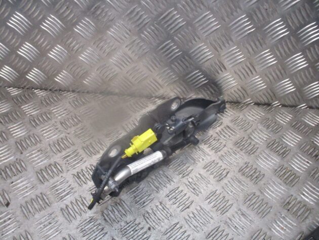 2018 VW TIGUAN FRONT LEFT PASSENGER SIDE BONNET HINGE & ACTUATOR 5NA823301G OEM - Image 2