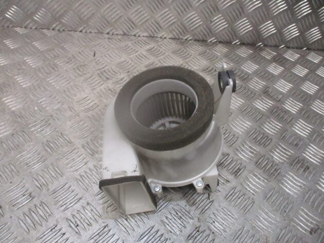 2014 GENUINE TOYOTA AURIS HYBRID BATTERY COOLING FAN G9230 12010