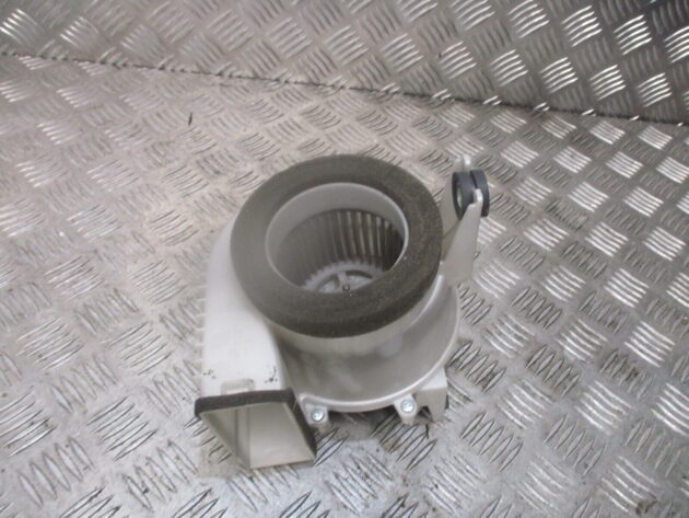 2014 GENUINE TOYOTA AURIS HYBRID BATTERY COOLING FAN G9230 12010 - Image 3