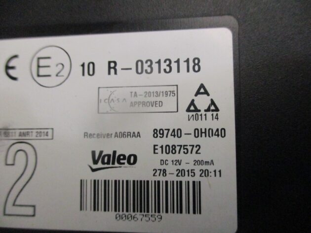 2016 GENUINE TOYOTA AYGO DOOR CONTROL MODULE 89740-0H040 - Image 2