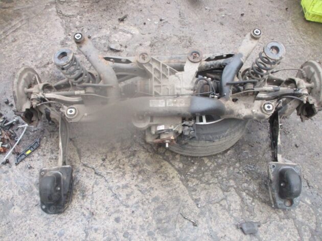 2018 GENUINE VW TIGUAN 2.0 TDI DIESEL REAR AXLE DIFFERENTIAL DIFF COMPLETE UNIT - Image 2