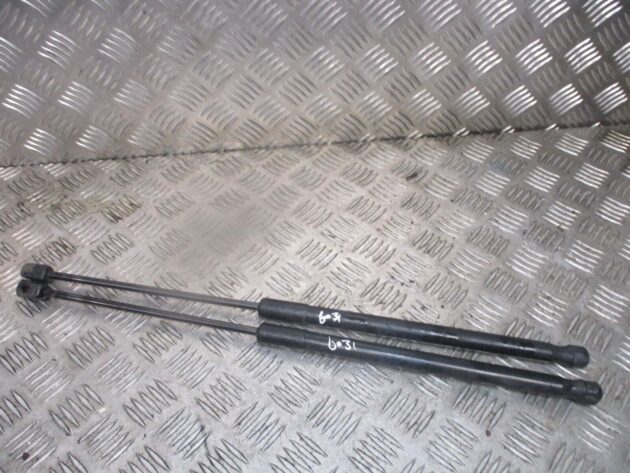 2013 GENUINE VW POLO REAR TAILGATE BOOT STRUTS 6R0827550A - Image 2