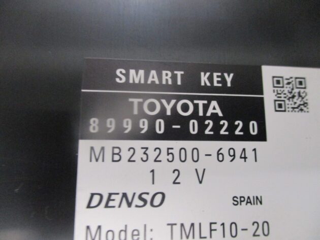 2014 GENUINE TOYOTA AURIS HYBRID ECU SMART KEY MODULE 89990-02220 - Image 4