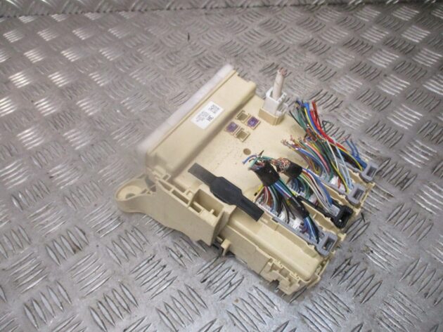 2014 GENUINE TOYOTA AURIS FUSE BOX BSI BSM BCM MODULE 82730-12X70A 89221-02350 - Image 2