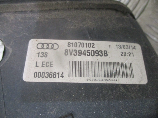 2013 AUDI A3 8V 3DR REAR LEFT PASSENGER SIDE INNER TAILLIGHT LAMP 8V3945093B OEM - Image 3