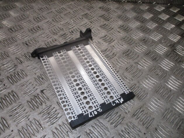 2017 GENUINE VW GOLF MK7 ELECTRIX HEATER MATRIX ELEMENT 5Q0963235C - Image 2