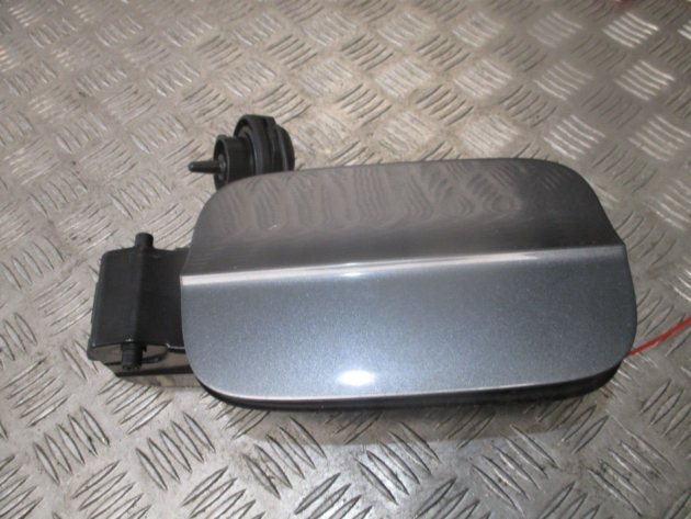 2017 GENUINE AUDI A3 8V REAR FUEL FILLER FLAP COVER 8V4809906 - Image 4